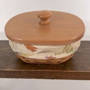 Longaberger Vintage 2005 Small Catch-All Basket Floral & Liner & Plastic Insert